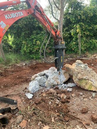 MINI EXCAVATOR FOR HIRE WITH OPERATOR